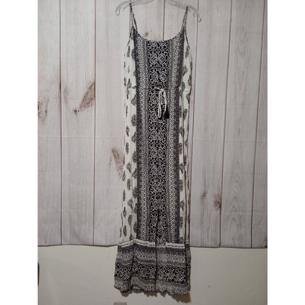 Atmosphere Dress Ladies 8 White‎ Black Sleeveless Maxi